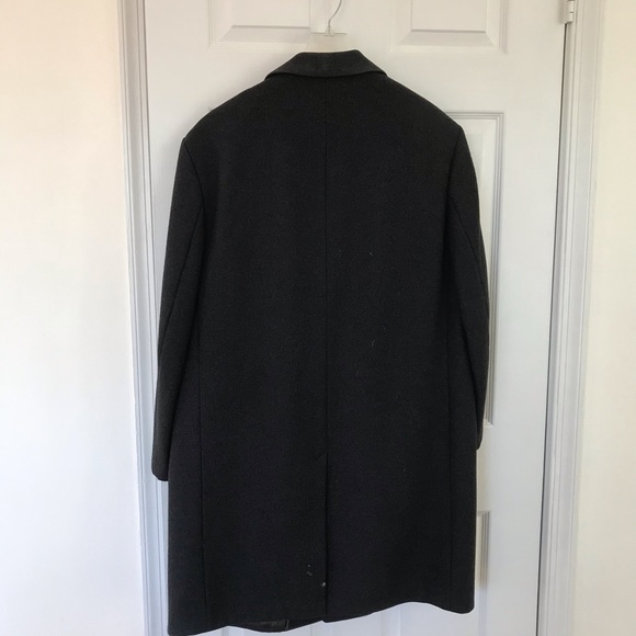 Men  over coat - Picture 2 of 5